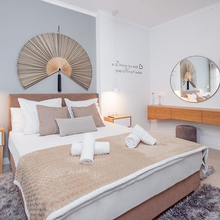 Singer Suites Kalamata - Luxury Suites Eksteriør billede