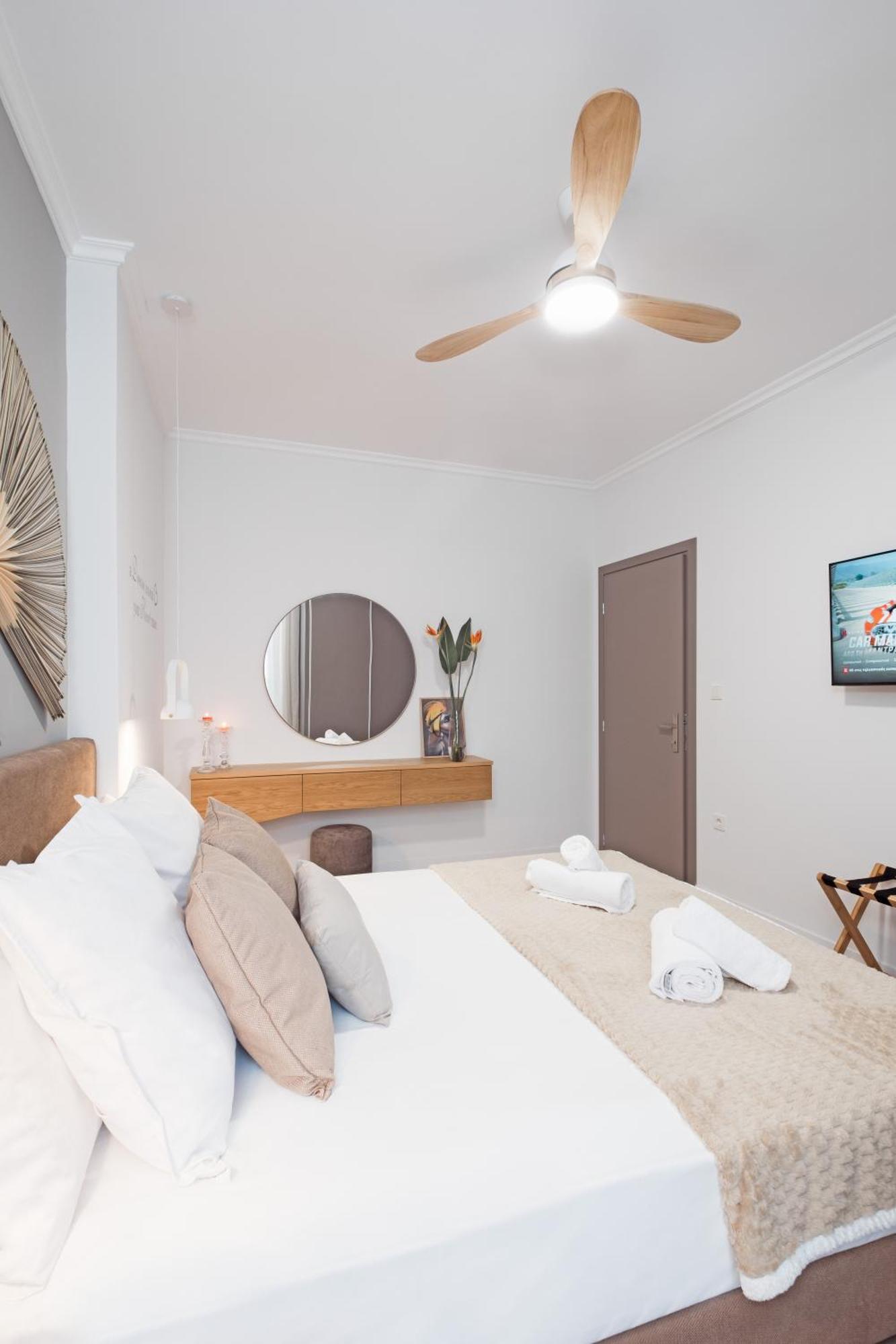 Singer Suites Kalamata - Luxury Suites Eksteriør billede